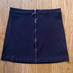 Kensie Black Faux Suede Zipper Mini Skirt